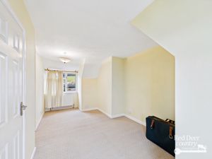 Bedroom- click for photo gallery